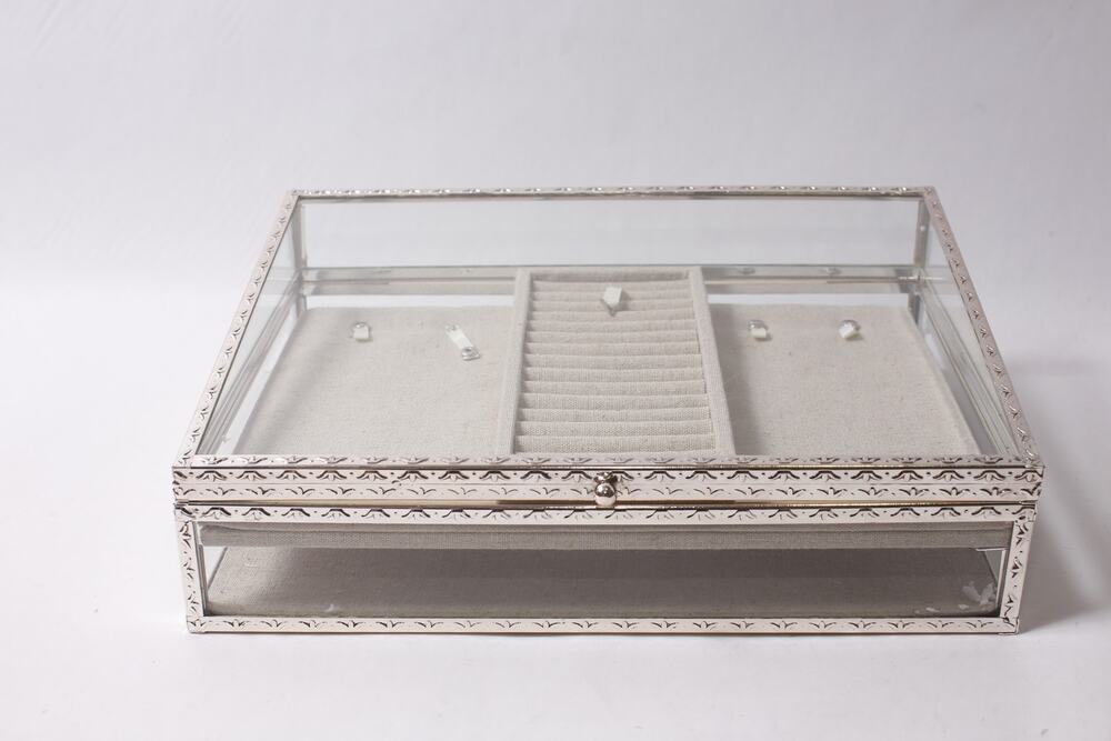 Pottery Barn Vintage Silver Glass Jewelry Display Box ~ 260817-WH 956